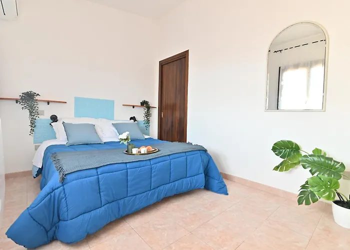 Izzhome Escape 1 圣彼得罗镇